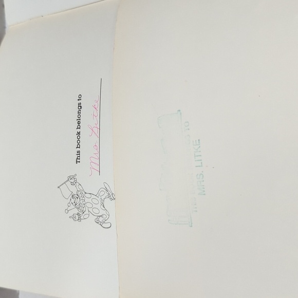 Scholastic Misc. Authors Non Fiction Animal Themed Book Set of 5 Paperback Books - Picture 3 of 7